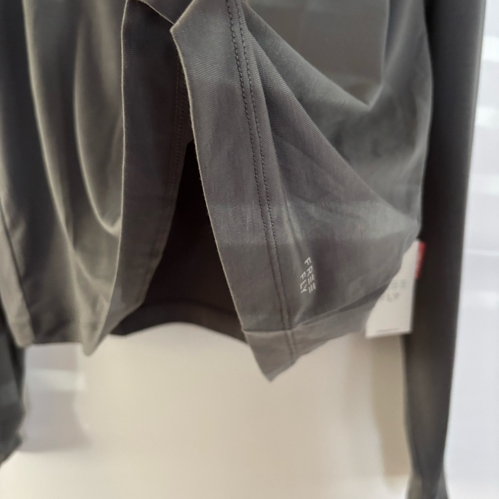 FREE FLY Women's Elevate Long Sleeve Tee Size L in Smoke Gray NWT - Picture 9 of 12